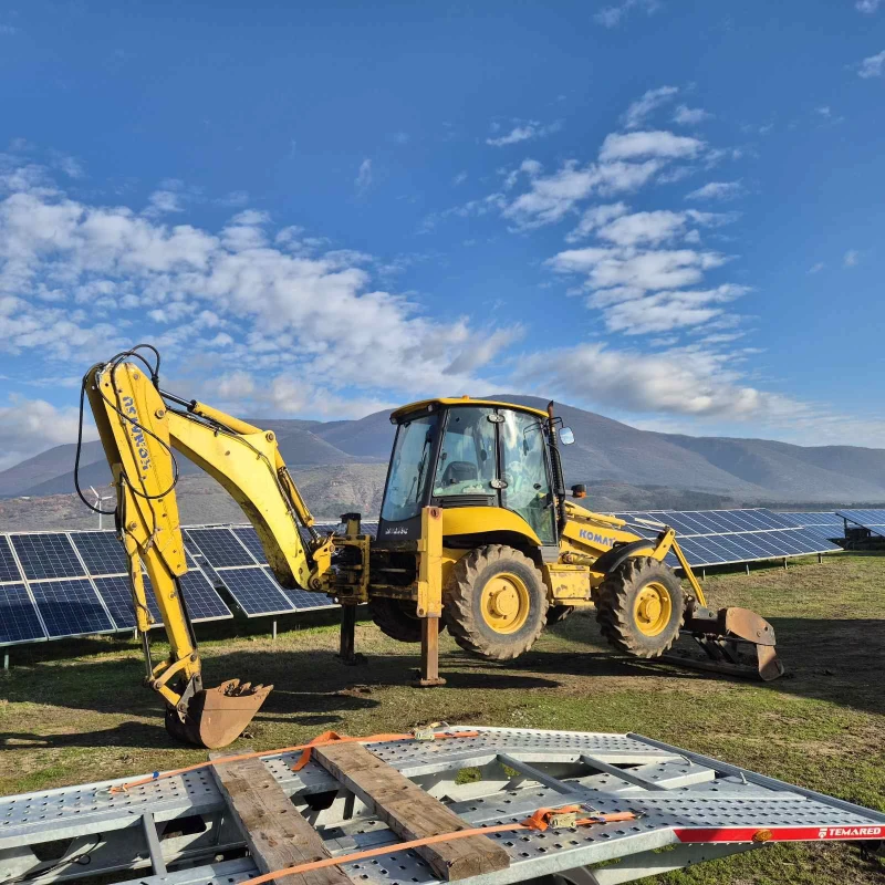 Багер Komatsu WB93S, снимка 3 - Индустриална техника - 52634525