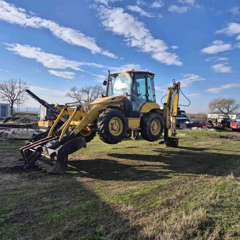 Багер Komatsu WB93S, снимка 4 - Индустриална техника - 52634525
