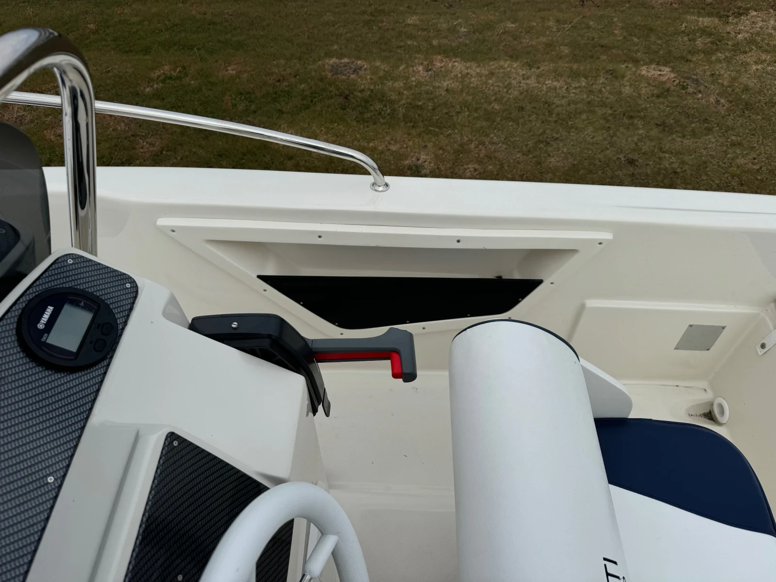 Лодка Yamaha Оризонти, снимка 9 - Воден транспорт - 53733631