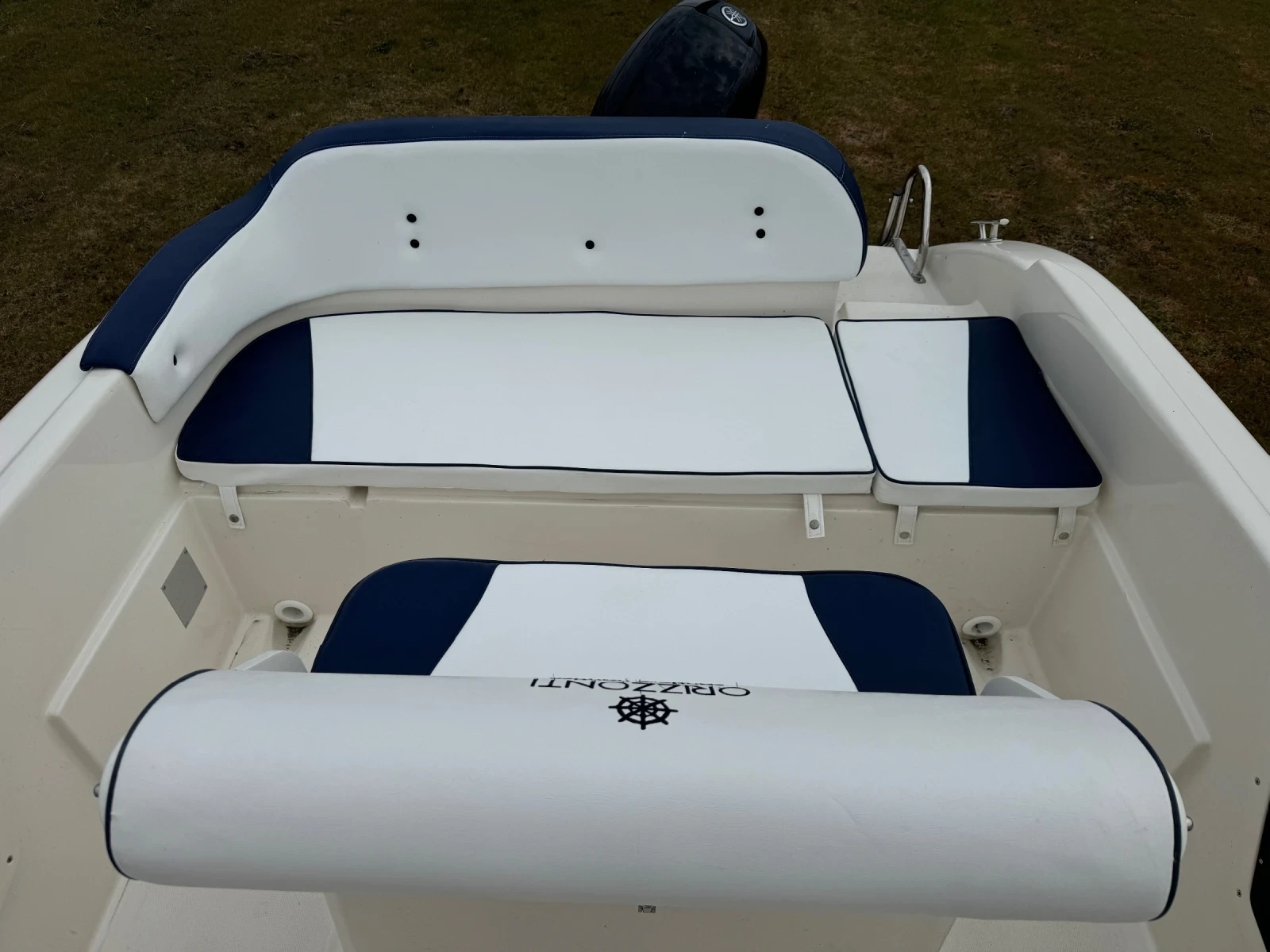 Лодка Yamaha Оризонти, снимка 10 - Воден транспорт - 53733631