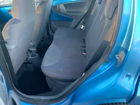 Peugeot 107 1.0i 66000км, снимка 12