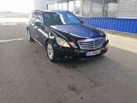 Mercedes-Benz E 200, снимка 1 - Автомобили и джипове - 40791767