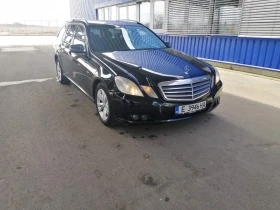 Mercedes-Benz E 200, снимка 1