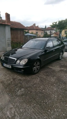     Mercedes-Benz E 320 Avangard