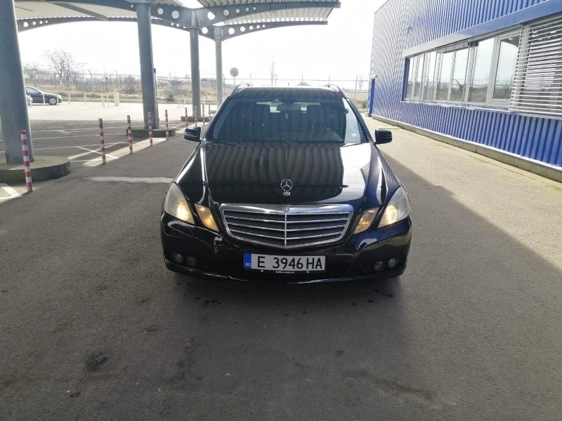 Mercedes-Benz E 200, снимка 12 - Автомобили и джипове - 40791767