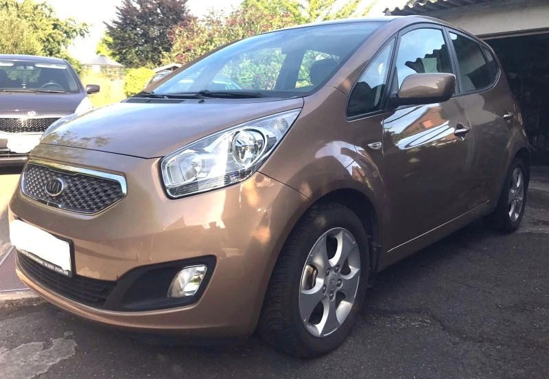 Kia Venga 1.4, снимка 4 - Автомобили и джипове - 47624147