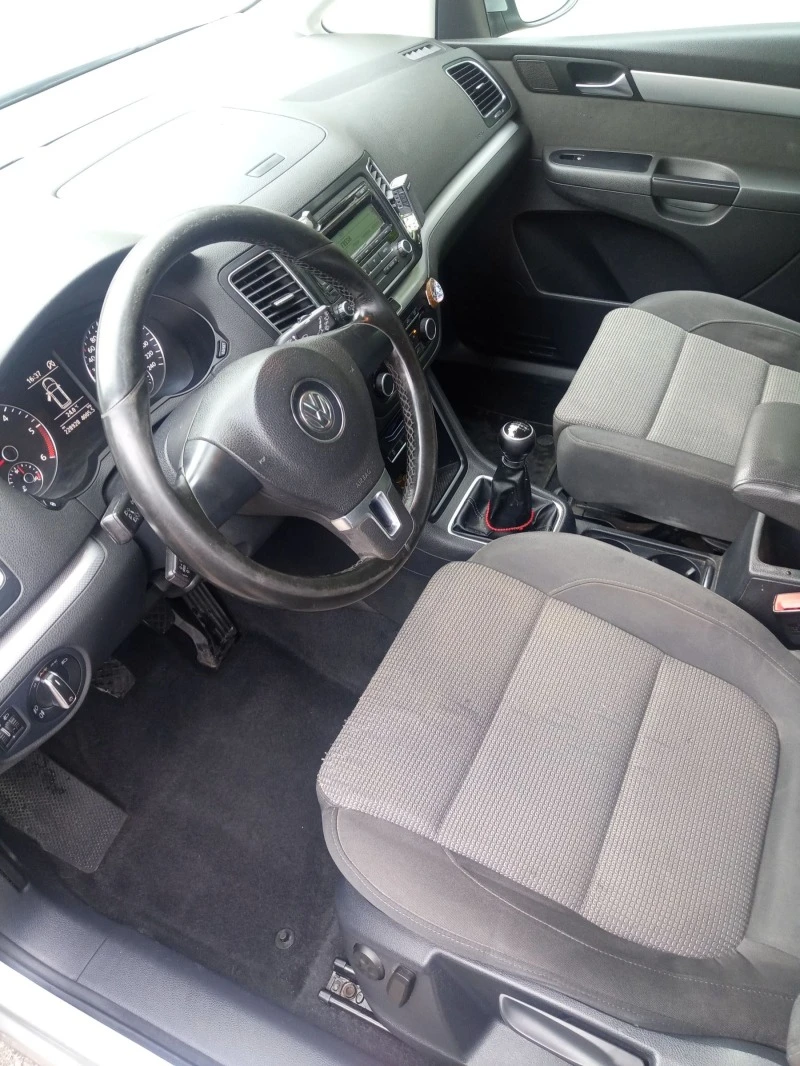 VW Sharan 2.0 ТДИ Бартер, снимка 7 - Автомобили и джипове - 45528390