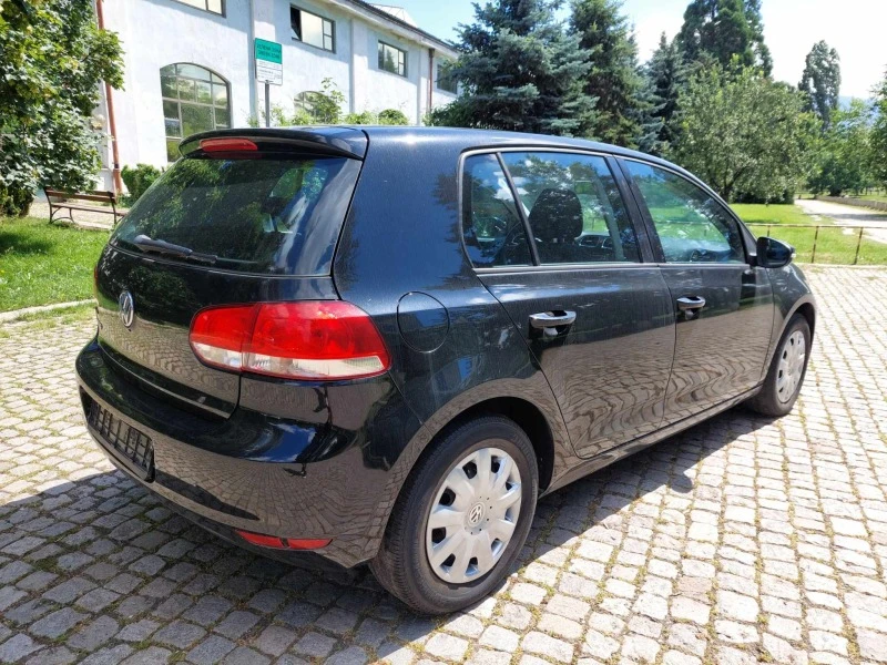 VW Golf 1, 4i 80ps СТАРИЯ МОТОР!!!, снимка 5 - Автомобили и джипове - 46446350