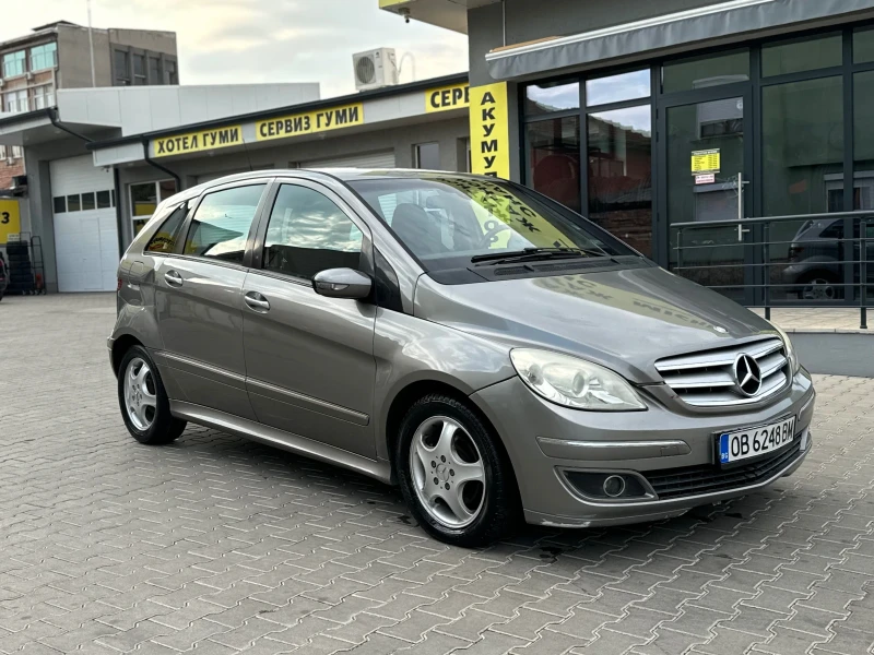 Mercedes-Benz B 180, снимка 2 - Автомобили и джипове - 47066757