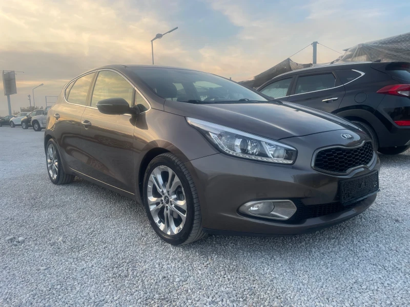 Kia Ceed 1, 6, снимка 5 - Автомобили и джипове - 47779228