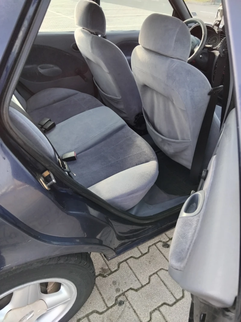 Ford Fiesta, снимка 8 - Автомобили и джипове - 48070011