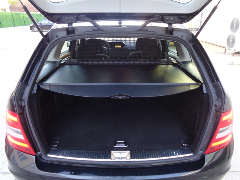 Mercedes-Benz C 220 2.2CDI-136-NAVI-AVTOMAT-LIZING, снимка 8 - Автомобили и джипове - 50106650