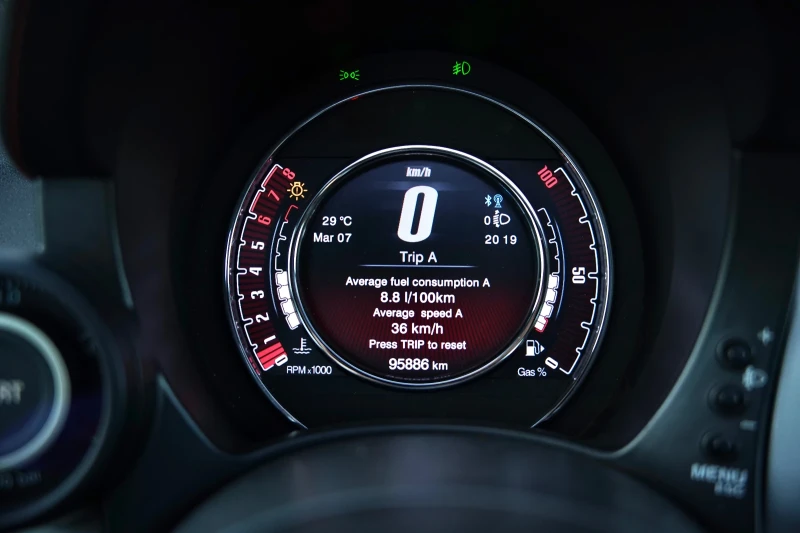 Fiat 500 Abarth 595 Turismo* 160кс* Навигация* Панорама, снимка 12 - Автомобили и джипове - 52645749