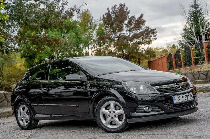 Opel Astra GTC 1.6 TURBO