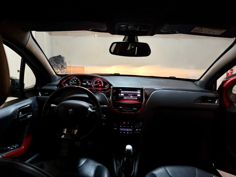 Peugeot 208 GTi TURBO 200 к.с. 2015г., снимка 11 - Автомобили и джипове - 52917889