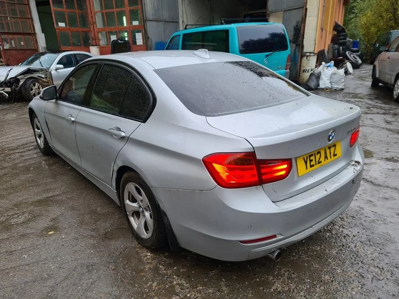 BMW 320 3бр. 318D 320D  кожен салон, снимка 3 - Автомобили и джипове - 34502611