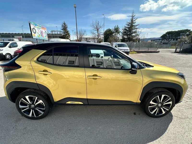 Toyota Yaris Cross 1.5 CVT HYBRID* Elegance* 360 CAMERA * ГАРАНЦИЯ! - 42500 лв. - 73460481 1
