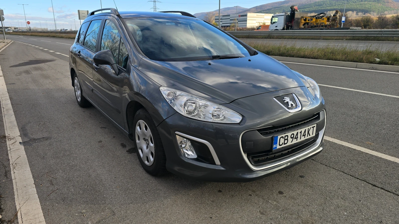 Peugeot 308 1.6 HDI SW 92kc 100хил.км  2013 г., снимка 1