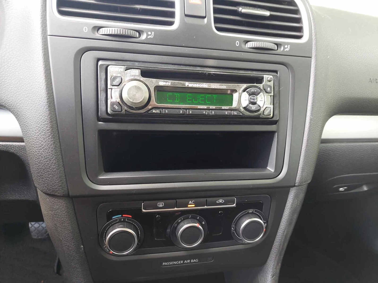 VW Golf 1, 4i 80ps  !!! | Mobile.bg   12