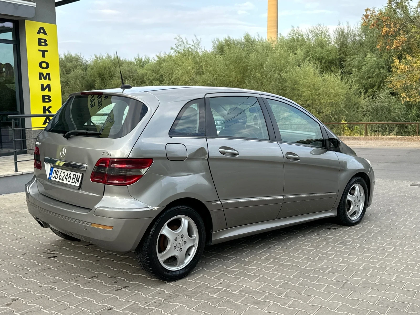 Mercedes-Benz B 180  - изображение 4