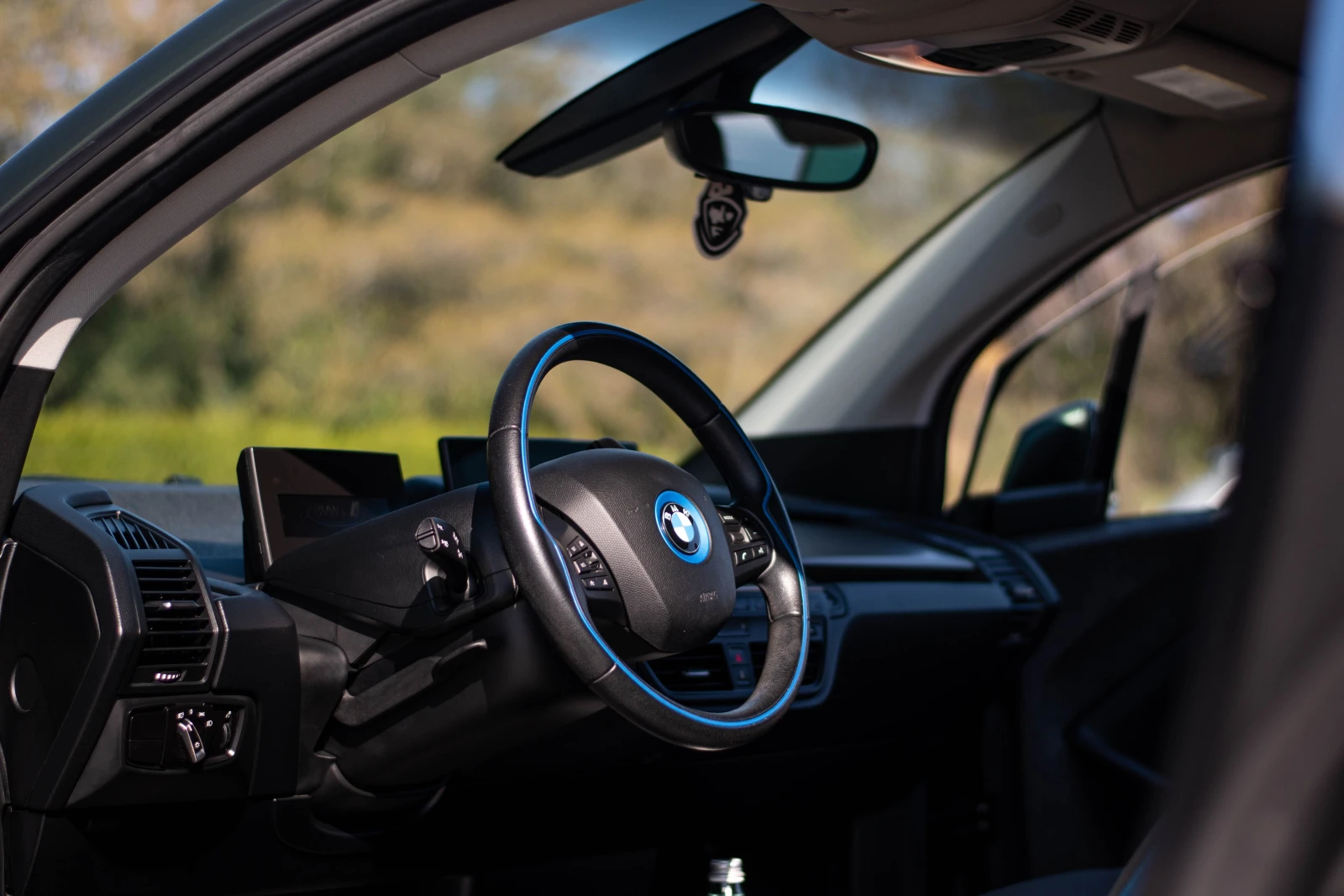 BMW i3 120Ah - iS - 184hp - изображение 10