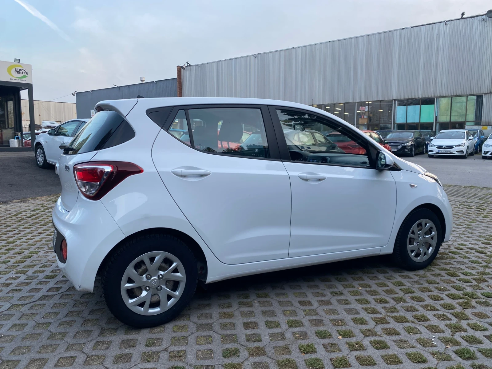 Hyundai I10 1.0 MPI - изображение 3