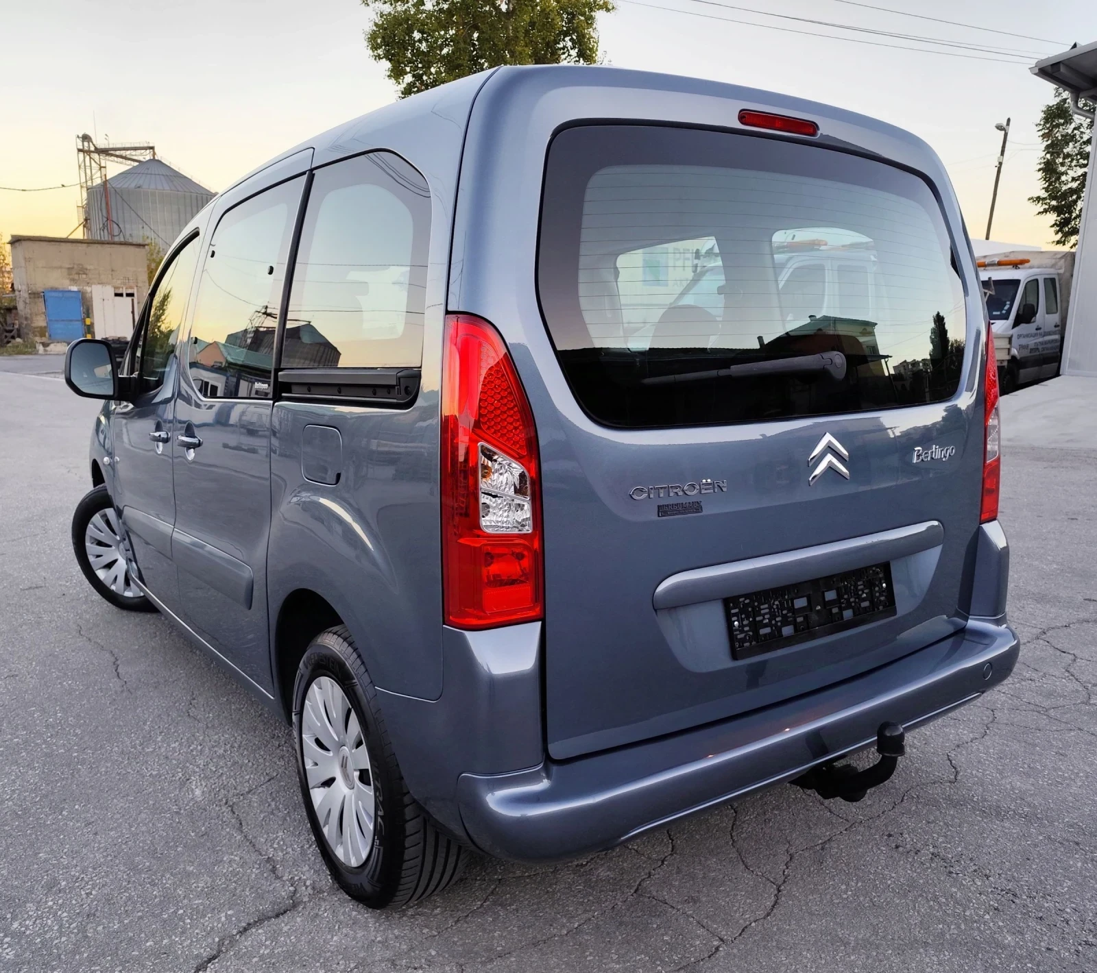 Citroen Berlingo 1.6i-109ks.-MULTISPACE - изображение 4