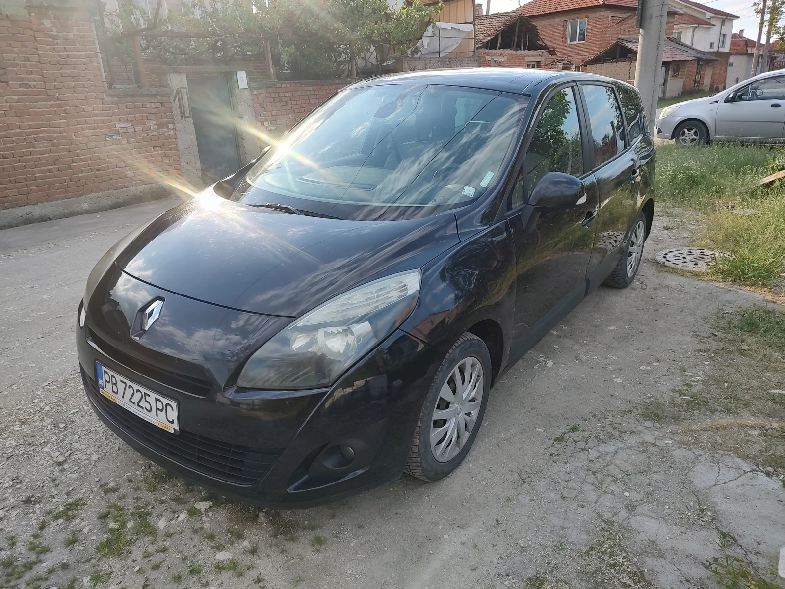 Renault Grand scenic 1.5dCi 7места  - изображение 3