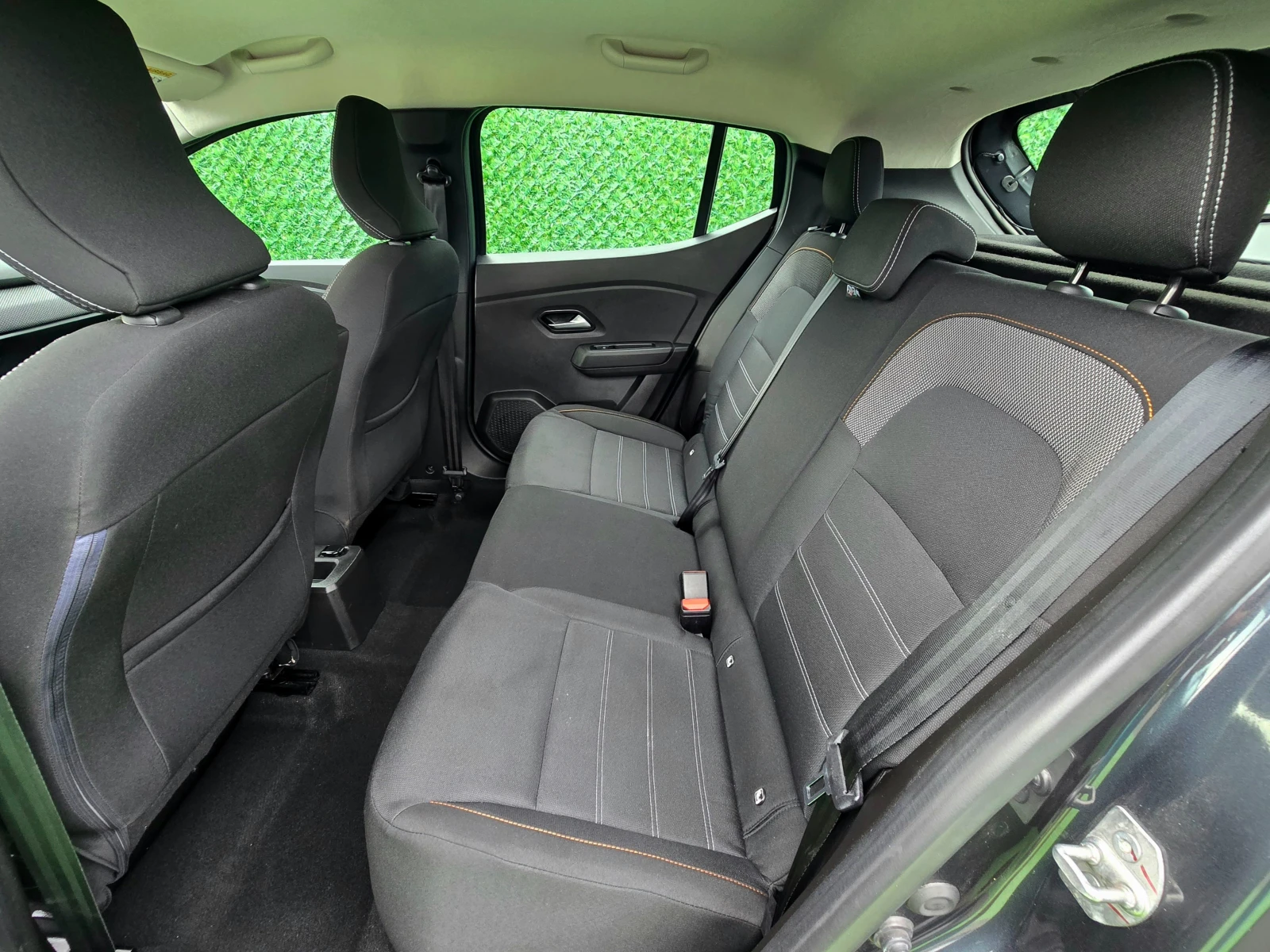 Dacia Sandero 1.0TCE* 90кс* STEPWAY* 35000км*  - изображение 10