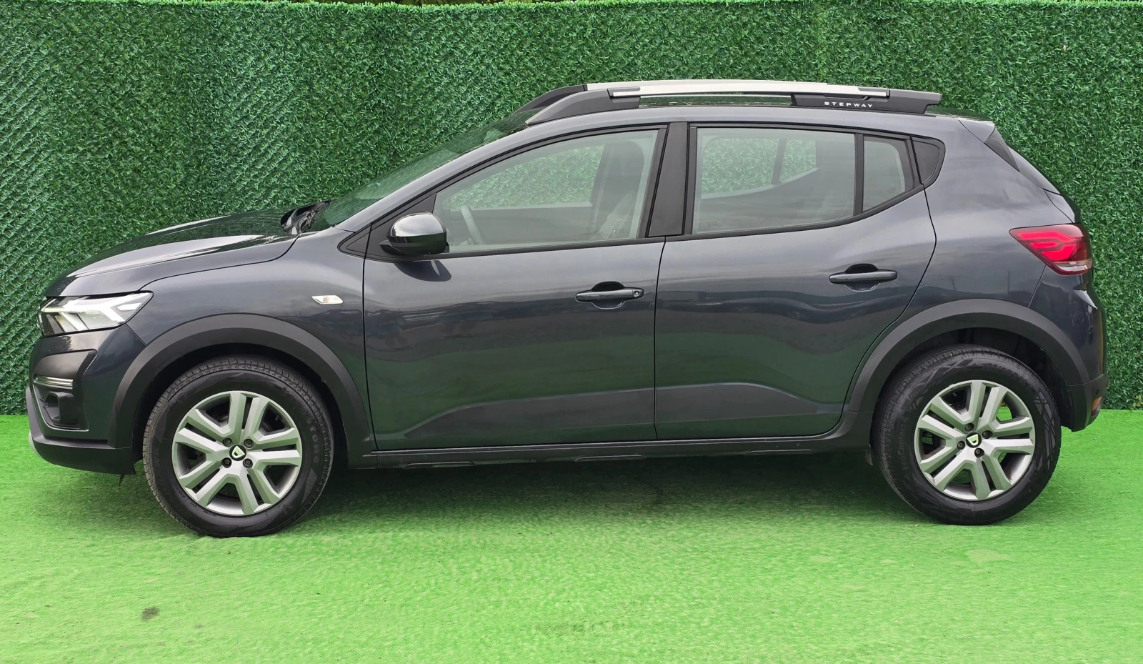 Dacia Sandero 1.0TCE* 90кс* STEPWAY* 35000км*  - изображение 6