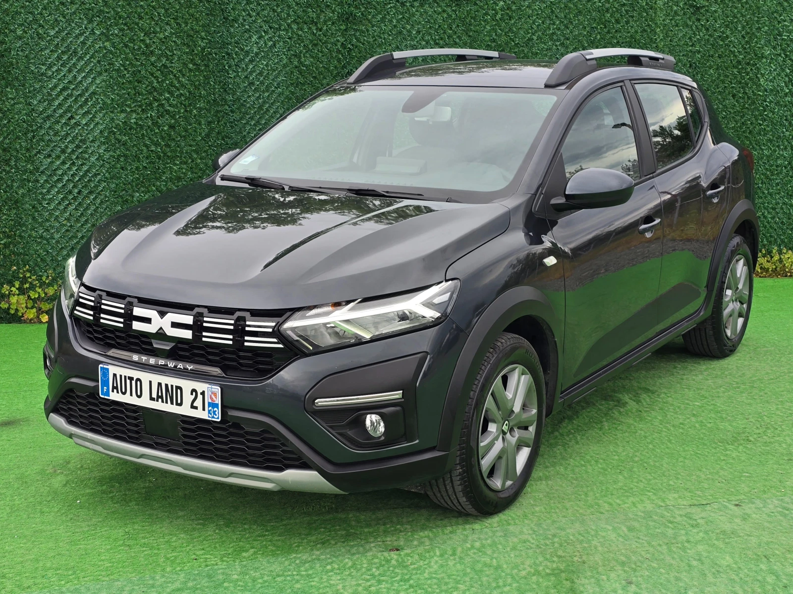 Dacia Sandero 1.0TCE* 90кс* STEPWAY* 35000км*  - изображение 2