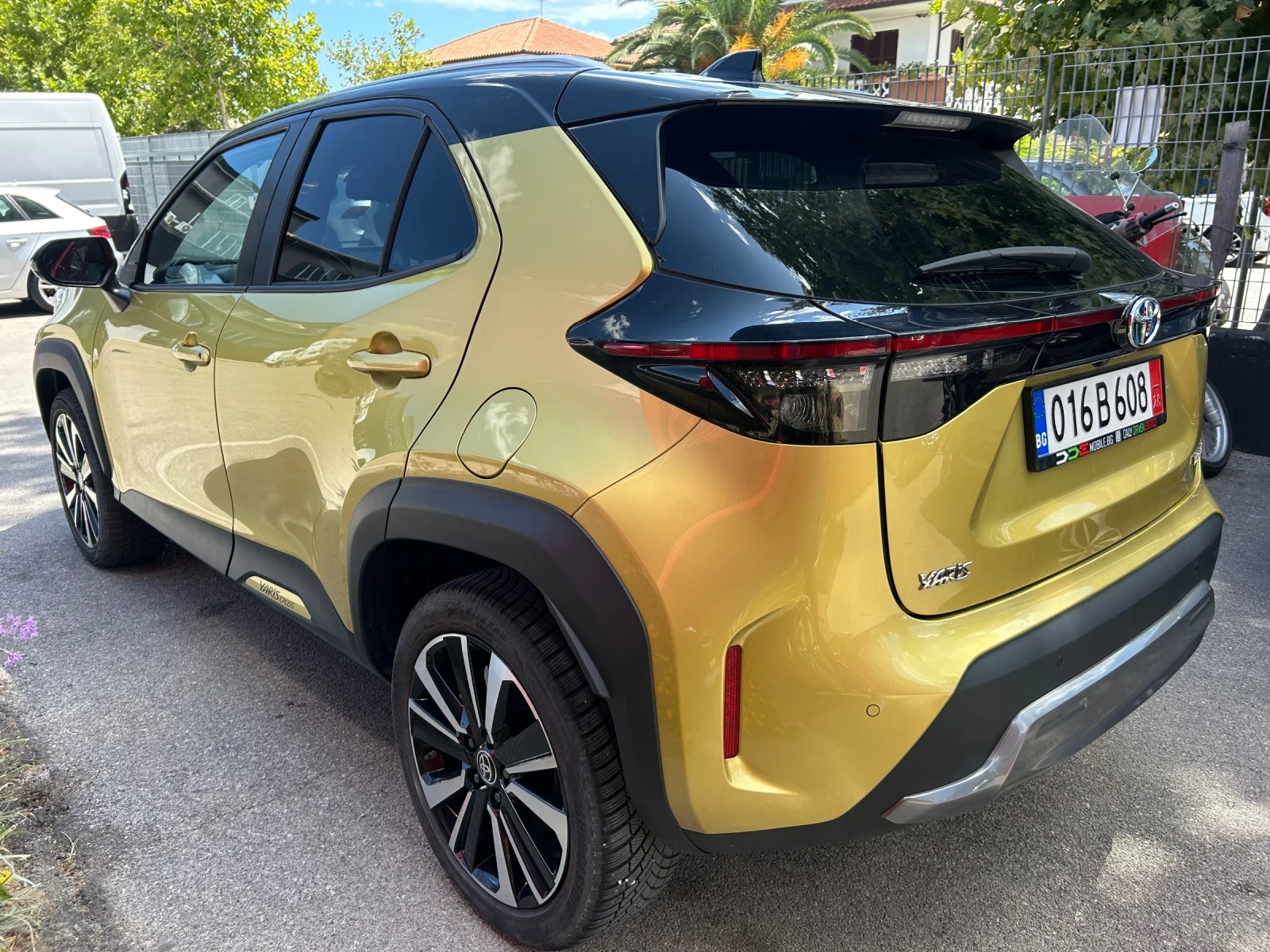 Toyota Yaris Cross  1.5 CVT HYBRID* Elegance* 360 CAMERA * ГАРАНЦИЯ! - изображение 5