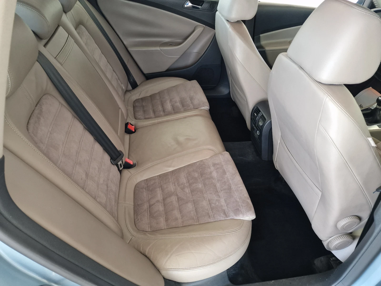 VW Passat 2.0 140kc 4 MOTION КОЖА ТОР 190000км - изображение 8
