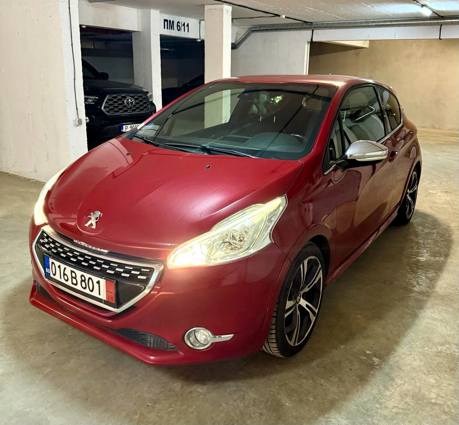 Peugeot 208 GTi TURBO 200 �.�. 2015�. | Mobile.bg � ����������� 3