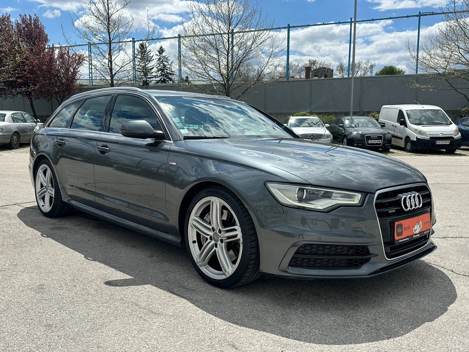 Audi A6 BiTdi/S-line/Active sound/БАРТЕР/ЛИЗИНГ/КОМЕНТАР, снимка 6 - Автомобили и джипове - 53355529