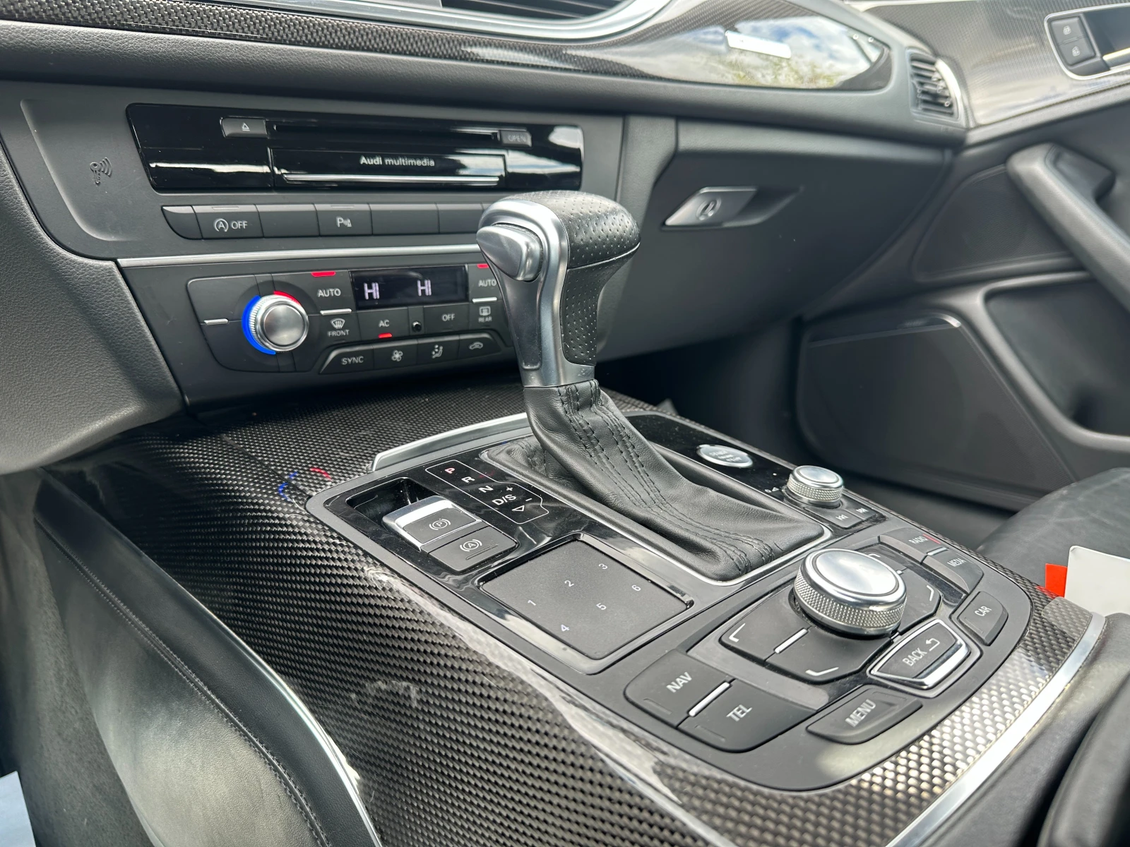 Audi A6 BiTdi/S-line/Active sound/БАРТЕР/ЛИЗИНГ/КОМЕНТАР, снимка 11 - Автомобили и джипове - 53355529