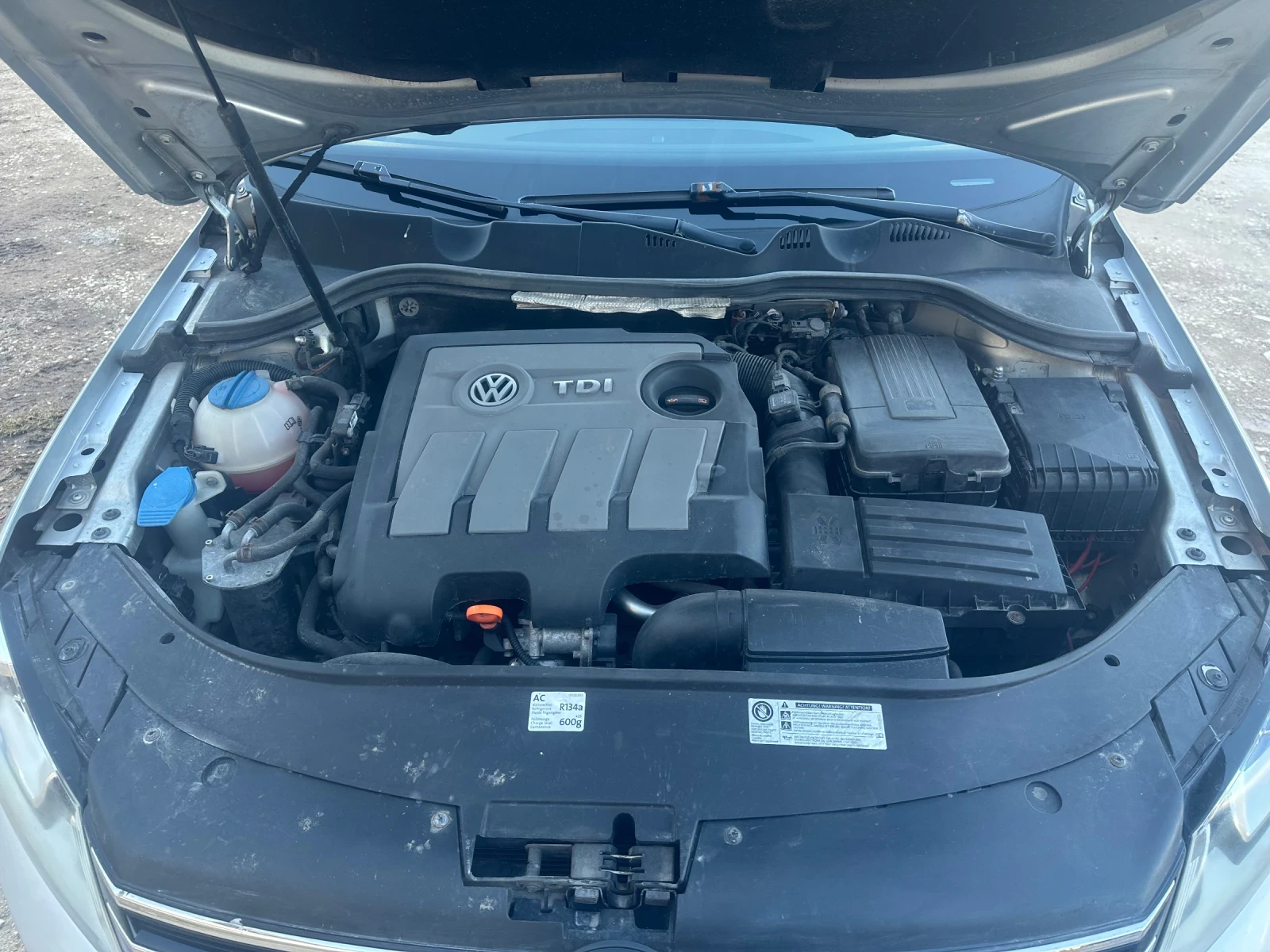 VW Passat B7, 1.6���, 105�.�, 2012�, 6��, ��� ���� | Mobile.bg � ����������� 15