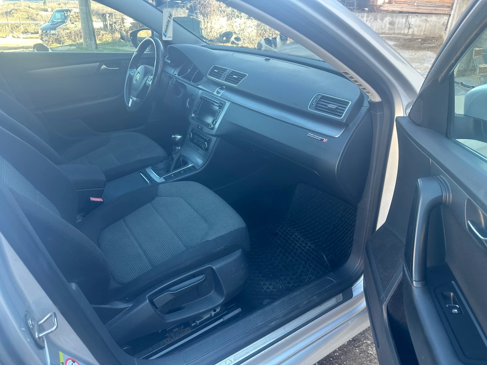 VW Passat B7, 1.6���, 105�.�, 2012�, 6��, ��� ���� | Mobile.bg � ����������� 11