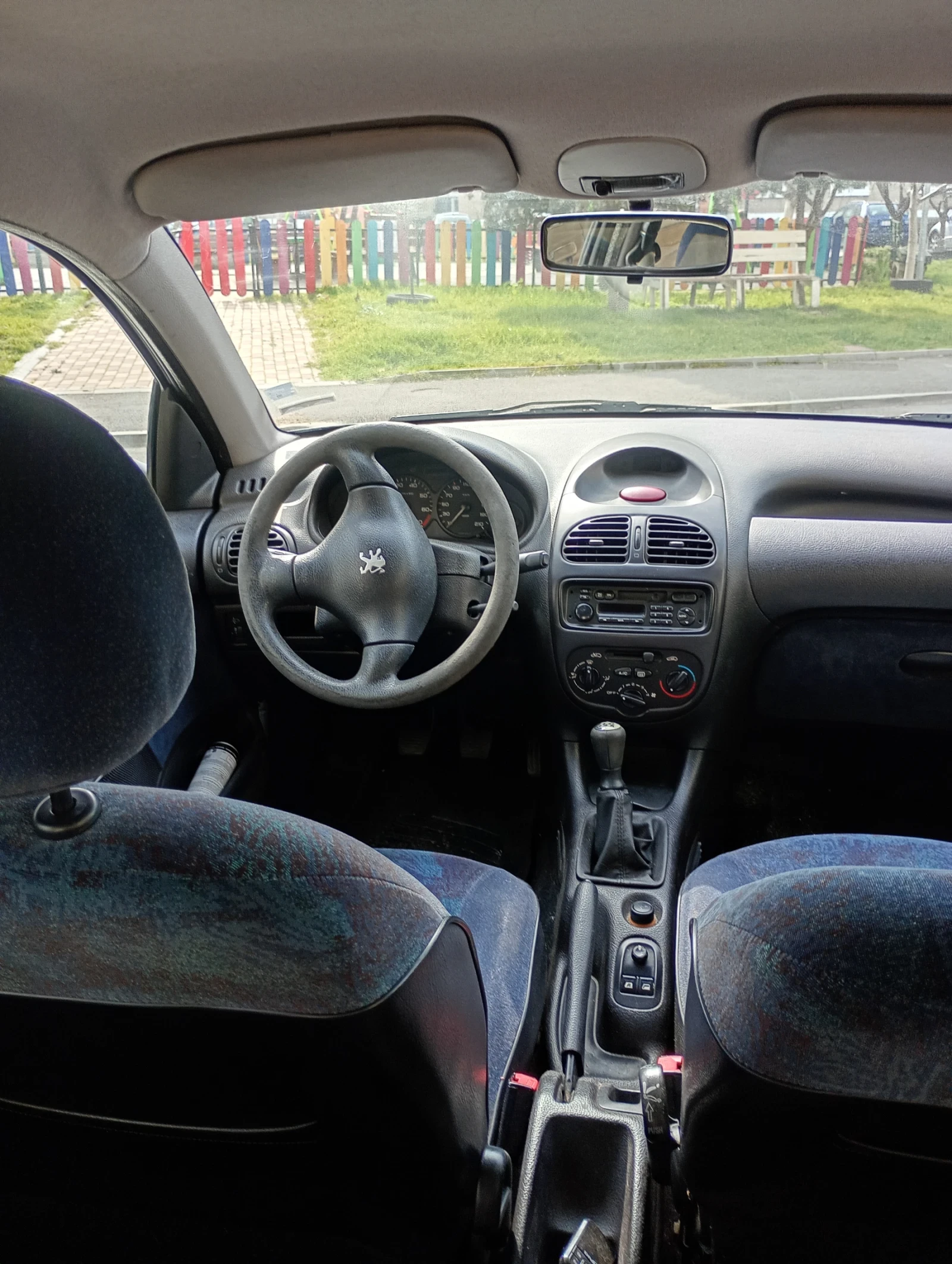 Peugeot 206, снимка 8 - Автомобили и джипове - 53725580