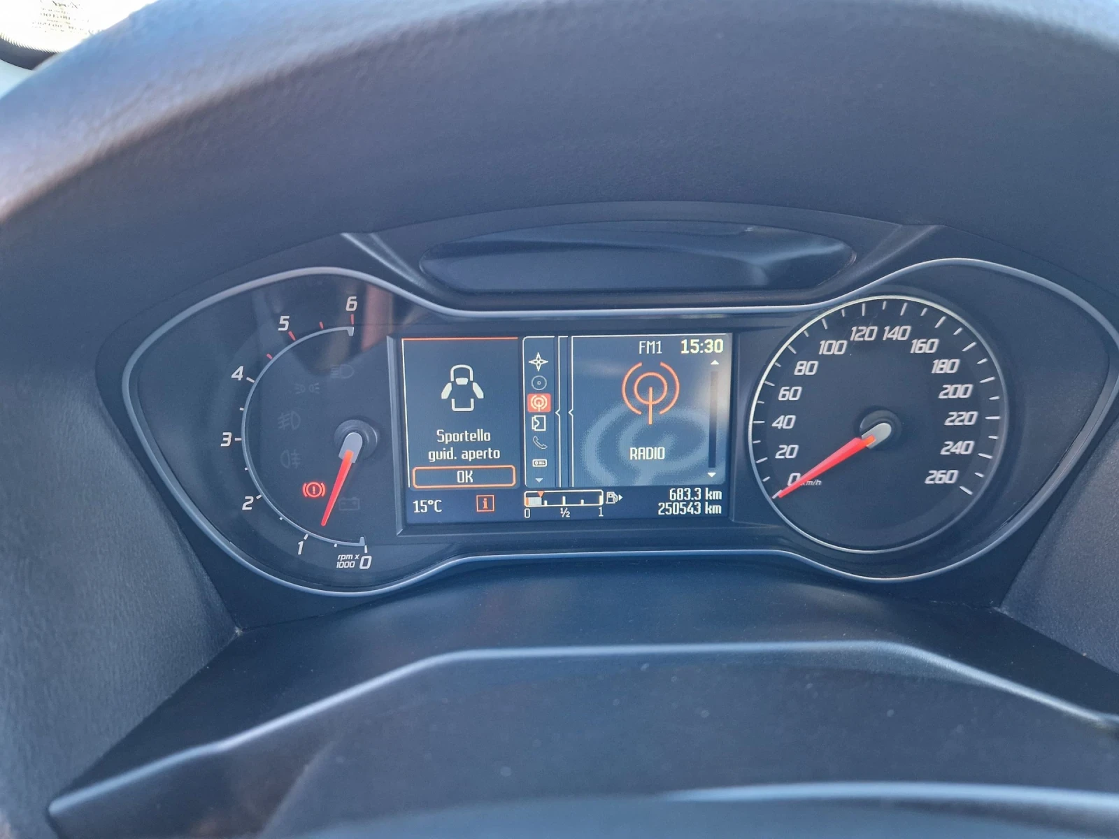 Ford Mondeo 2.0CDTI 140HP.ITALIA, снимка 14 - Автомобили и джипове - 53874684