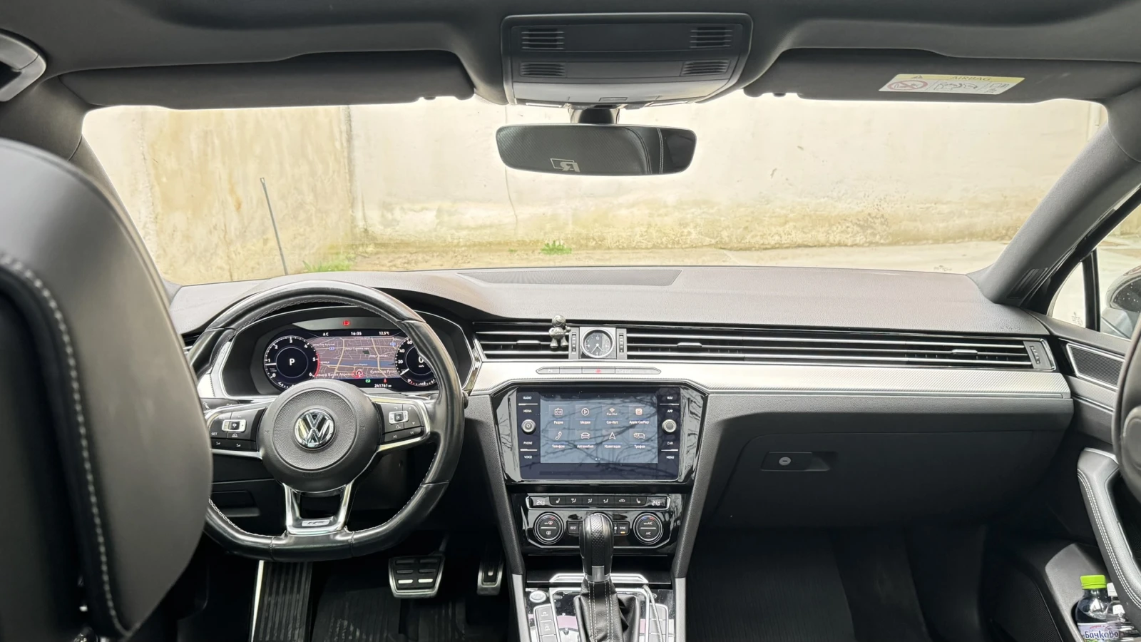 VW Passat, снимка 14 - Автомобили и джипове - 53952744