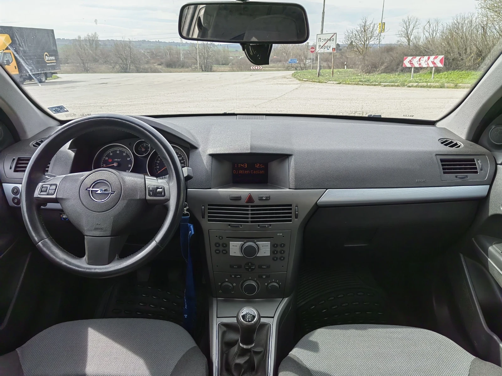 Opel Astra 1.6 , снимка 7 - Автомобили и джипове - 54028542