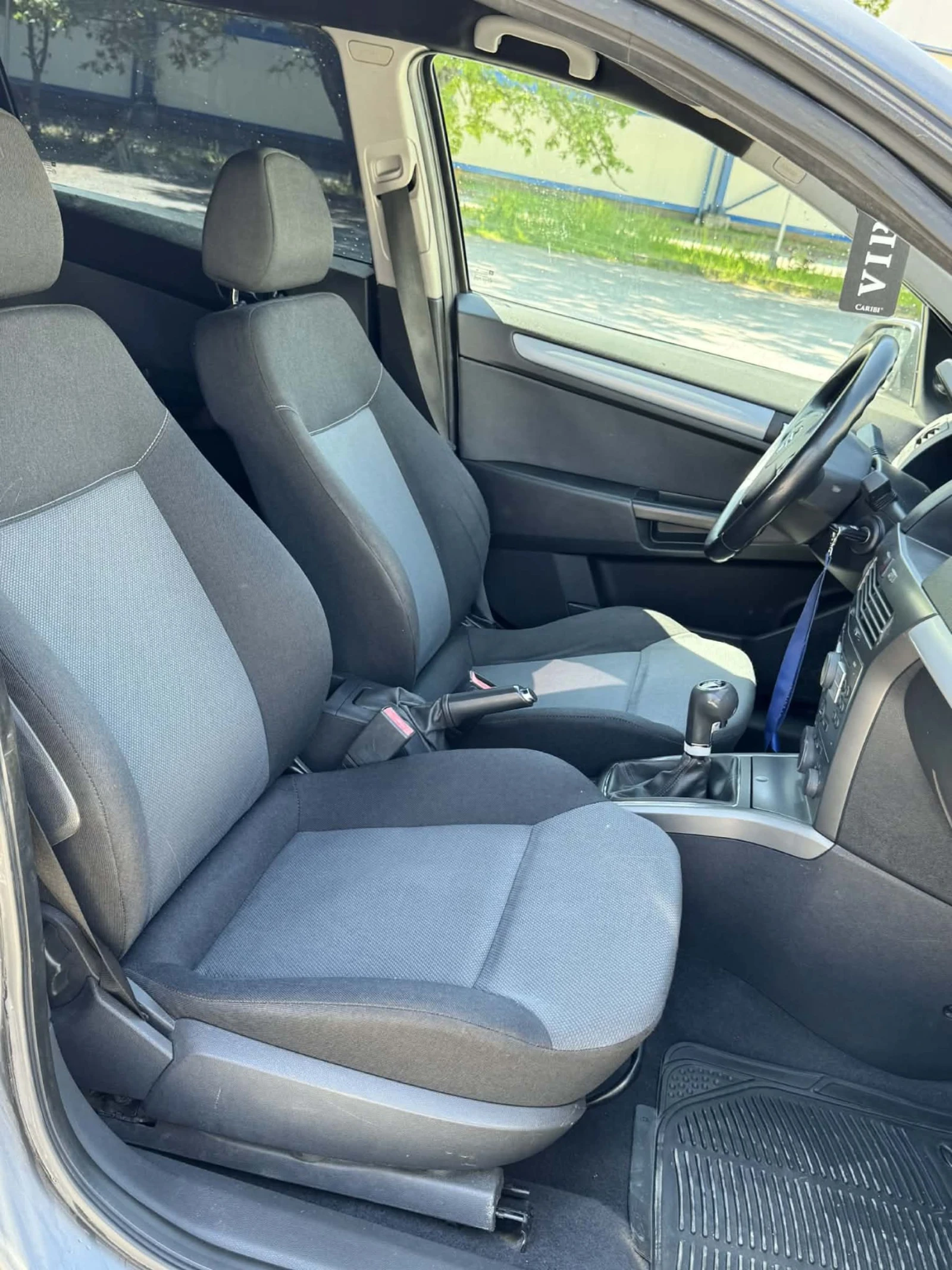 Opel Astra 1.6 , снимка 8 - Автомобили и джипове - 54028542