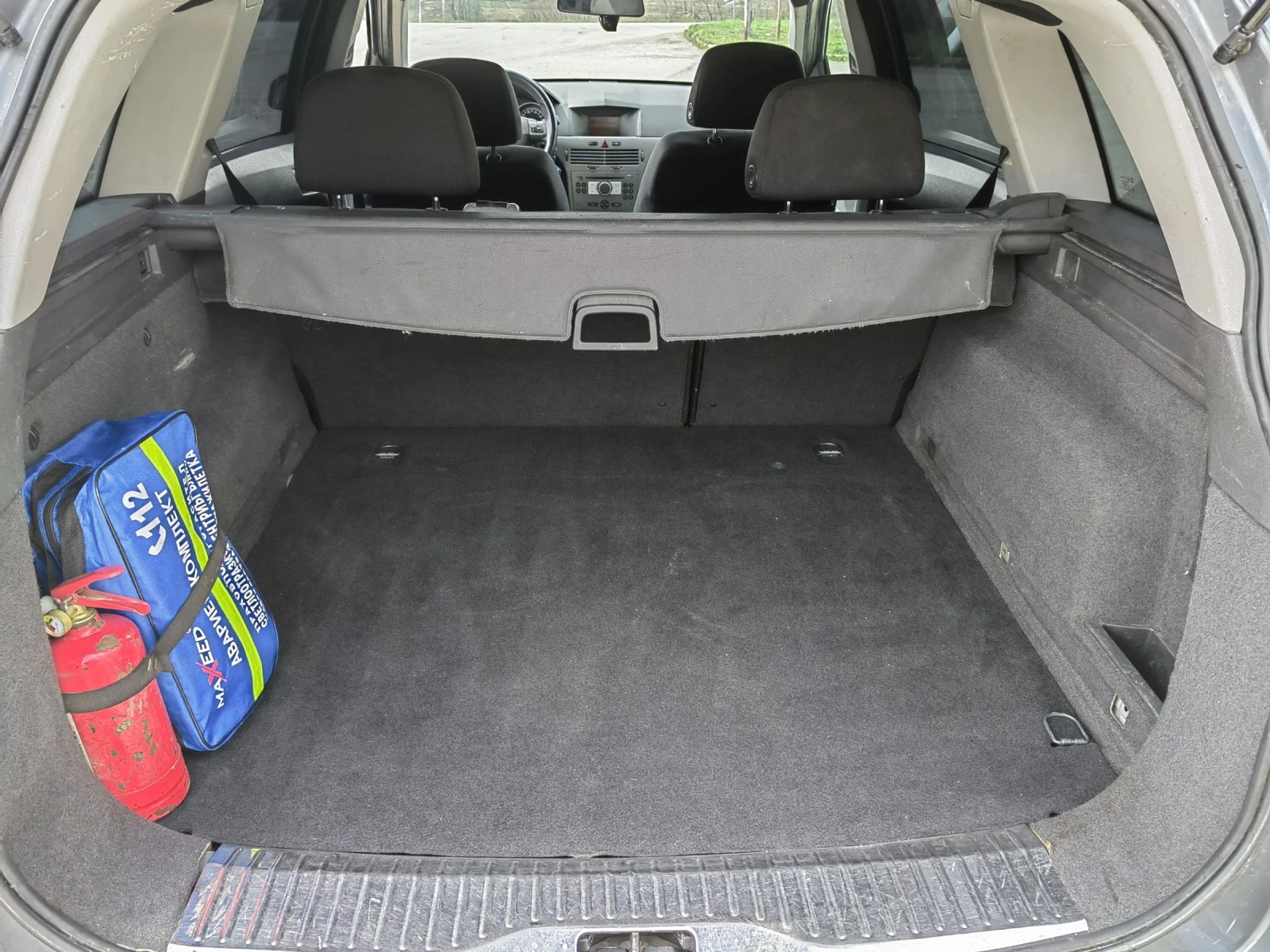 Opel Astra 1.6 , снимка 10 - Автомобили и джипове - 54028542