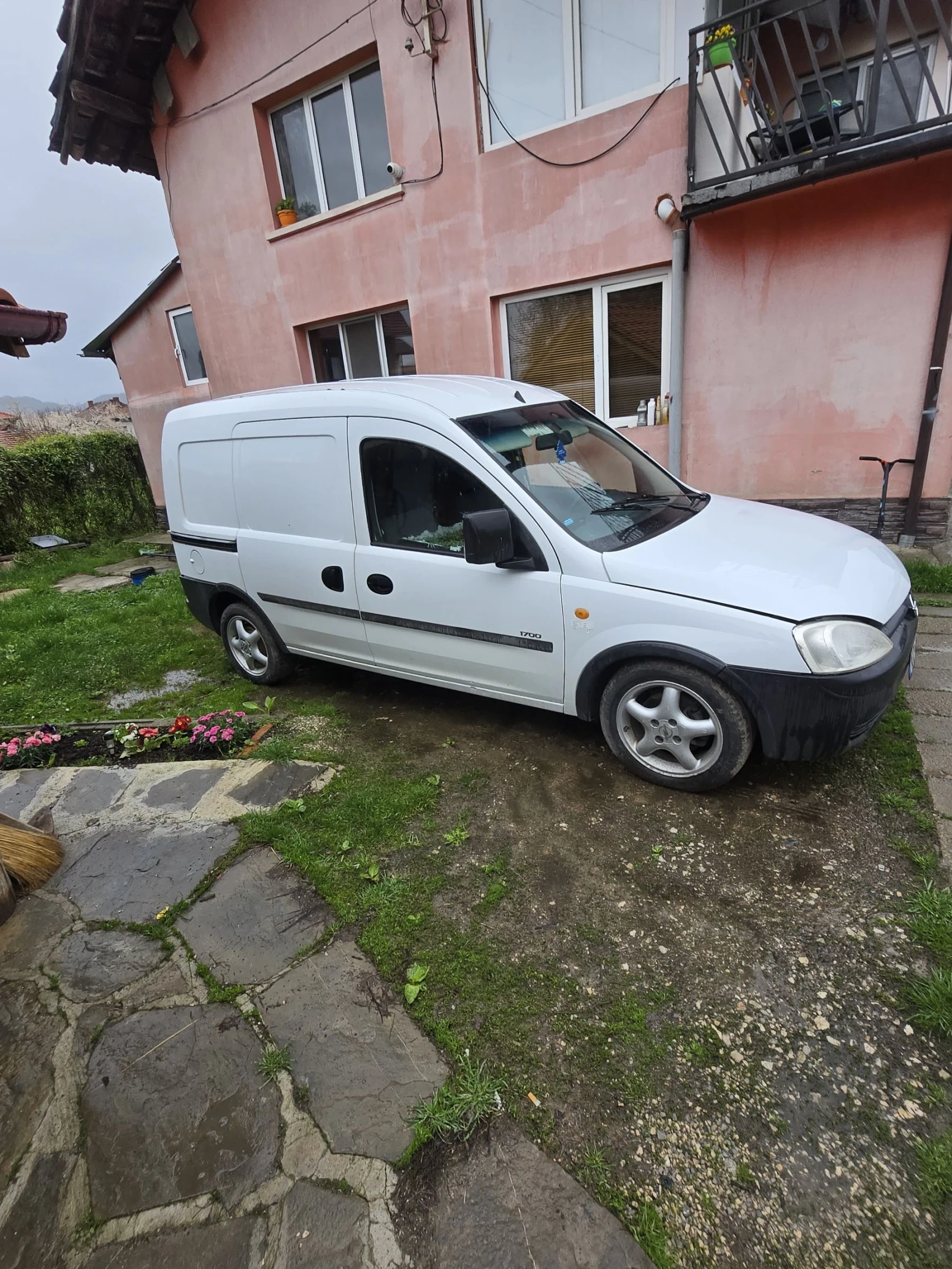 Opel Combo 1.7 дизел  исузо мотора. 2004г., снимка 3 - Автомобили и джипове - 54091007
