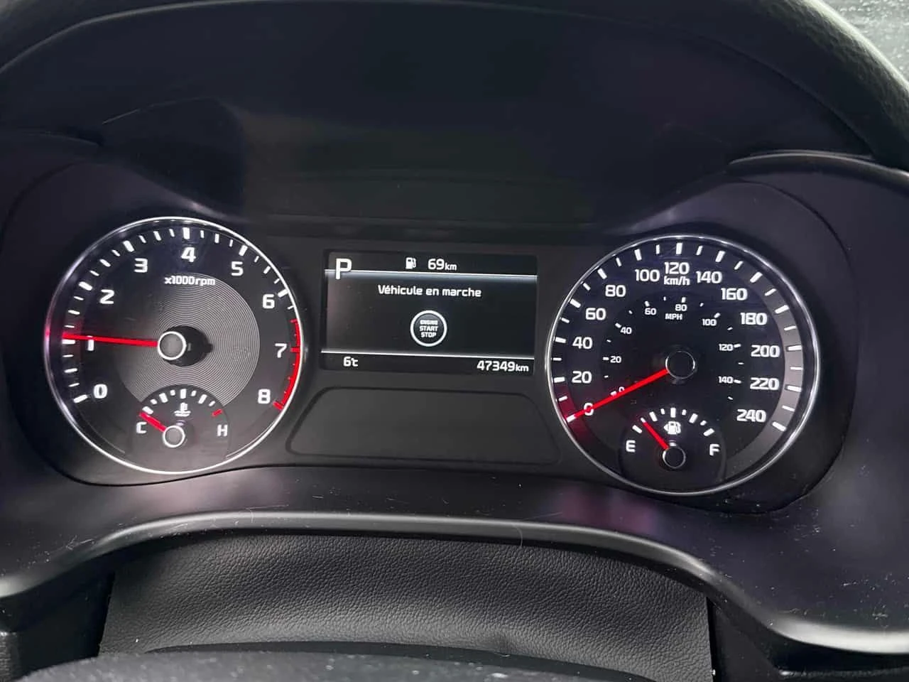 Kia Forte * GT * 2 КЛЮЧА* PANO* KEYLESS* ПОДГРЕВ* , снимка 8 - Автомобили и джипове - 54260759