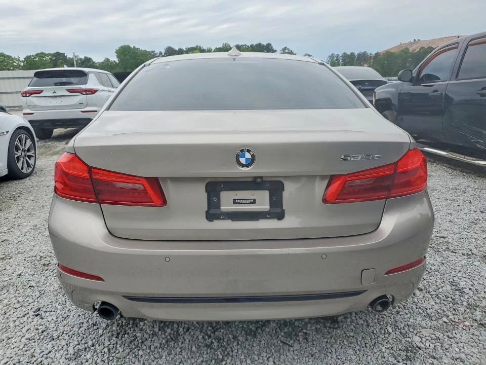 BMW 520, снимка 6 - Автомобили и джипове - 54599627