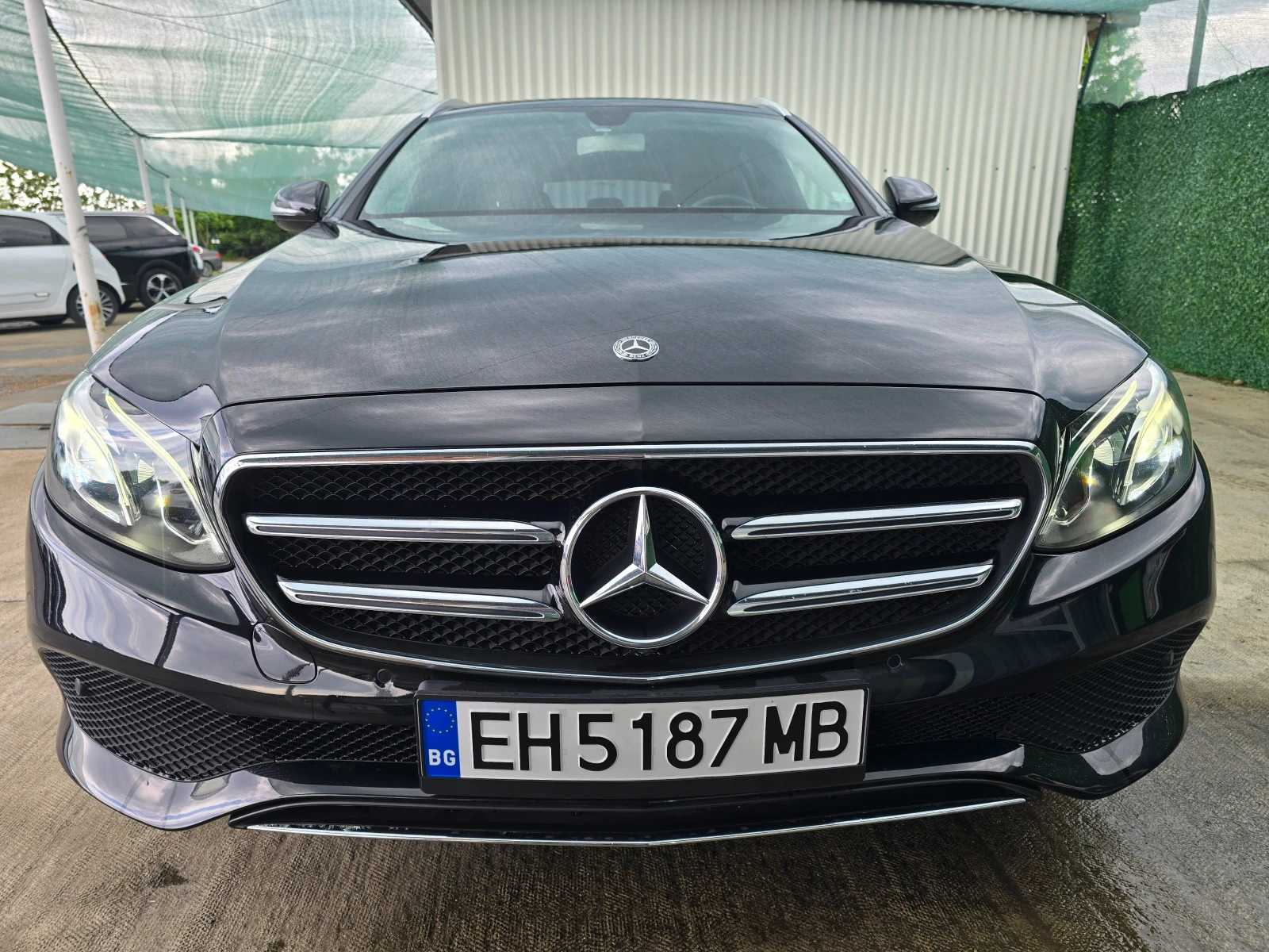 Mercedes-Benz E 220 AVANTGARDE , снимка 8 - Автомобили и джипове - 54662402
