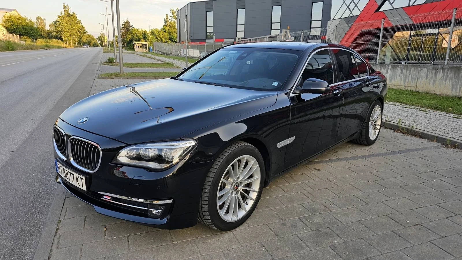 BMW 730 F02 /3.0 Diesel X-Drive /Уникат /сменени вериги, снимка 3 - Автомобили и джипове - 54737492