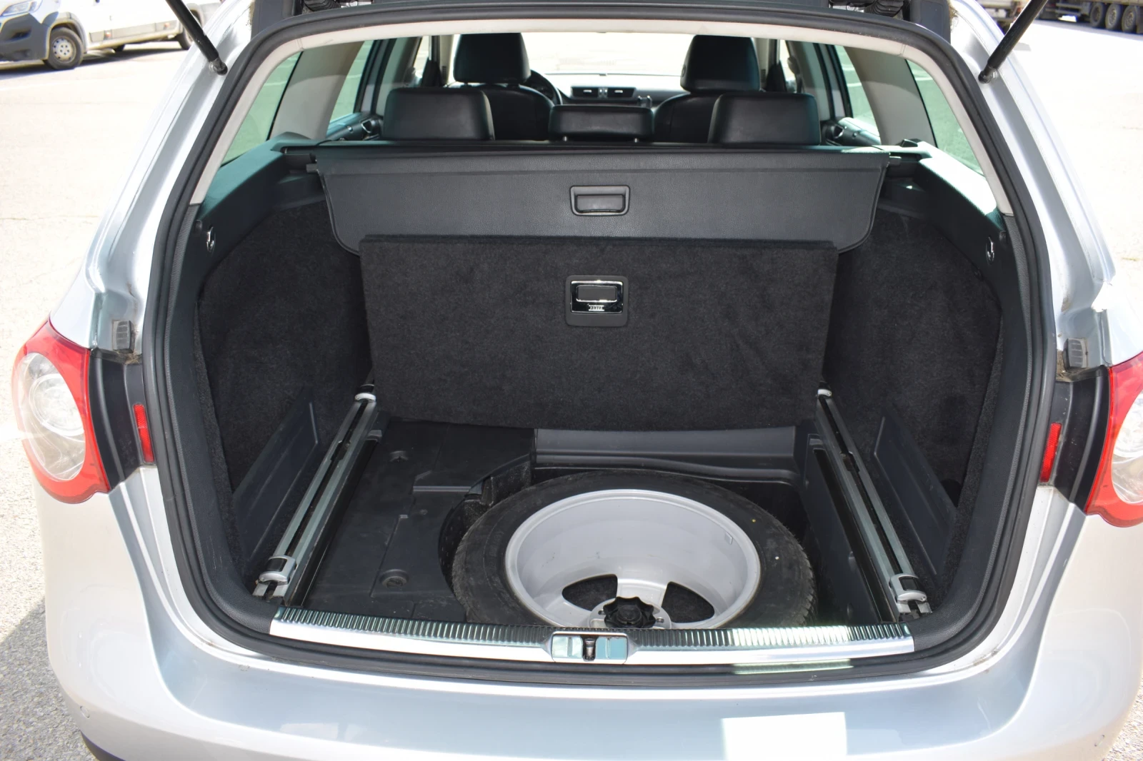 VW Passat 2.0 TDI Comman Rail, снимка 10 - Автомобили и джипове - 55119181